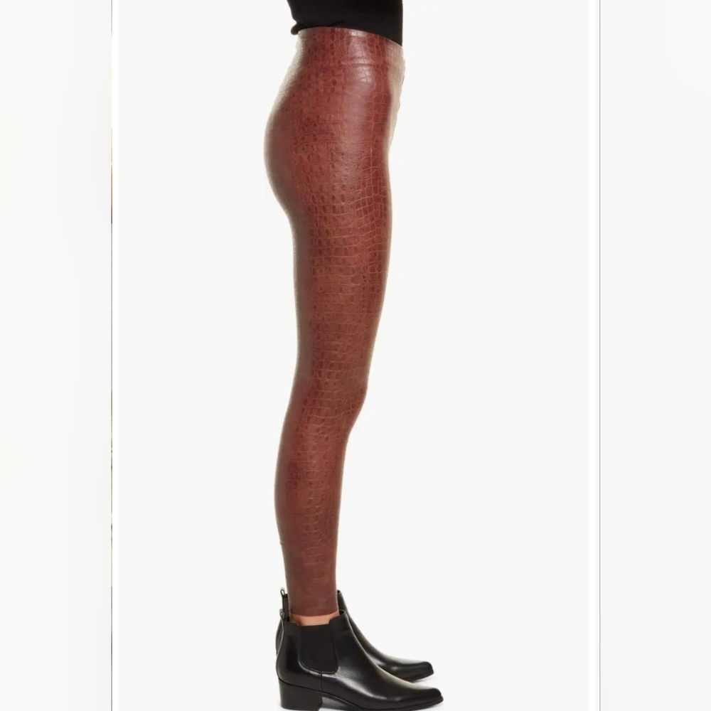 Commando Brown Croc Embossed Leggings